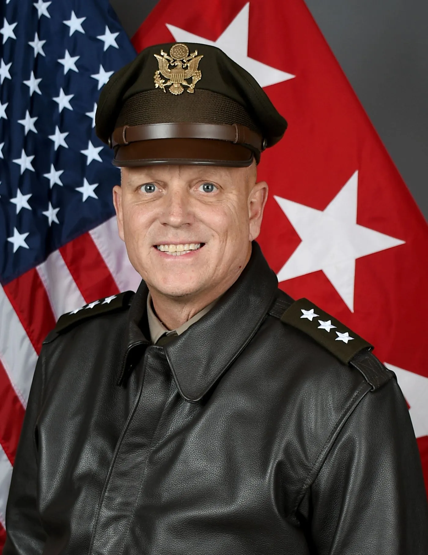 LTG Ross Coffman official three-star portrait with U.S. and rank flags